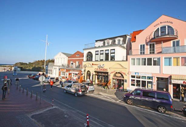 Warnemuende Leuchtturm 49932 Rostock